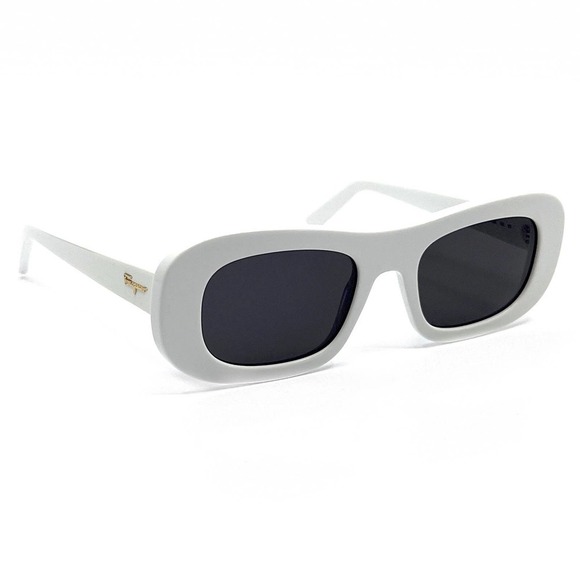 NEW!!! SALVATORE FERRAGAMO Sunglasses SF1046S 101 Authentic - Picture 1 of 12